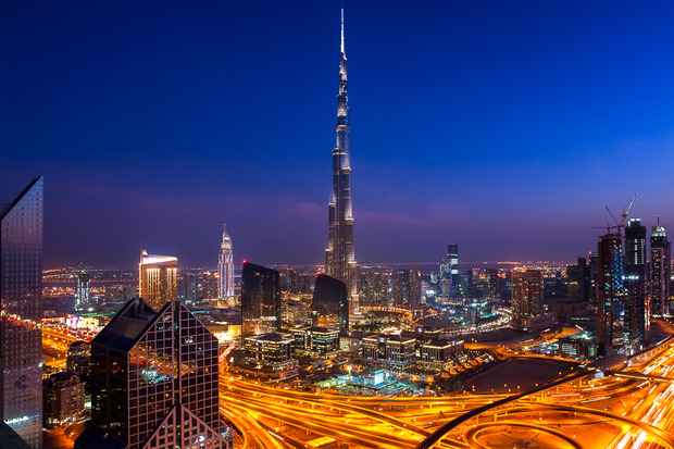 قمع المعارضة في الإمارات يكشف الحقيقة البشعة تحت بريق وألق الواجهة 