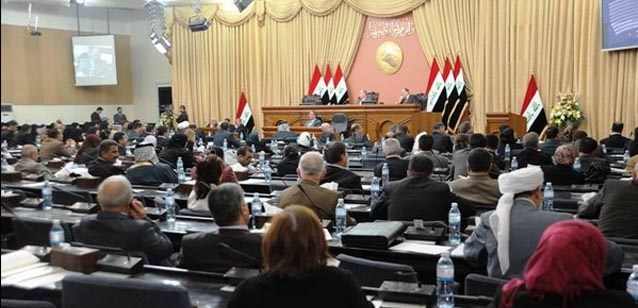 البرلمان العراقي يمدد مناقشة مشروع الموازنة بسبب أزمة انخفاض أسعار النفط