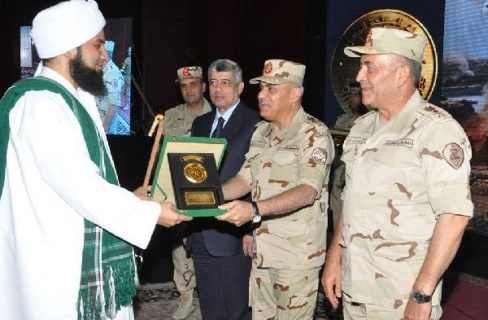 «الجفري» ينتقد فتوى «القرضاوي» حول وجوب الحشد في الشارع.. ونشطاء: «أكل عيش»