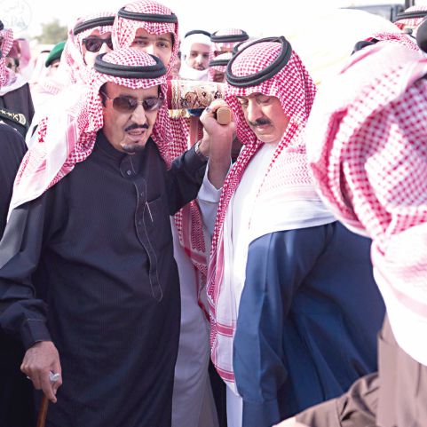 السعودية رفضت استقبال «علي عبدالله صالح» و«محمد دحلان» في مراسم العزاء 