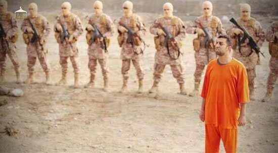 والد «الكساسبة» يتهم «المنصوري» بإسقاط طائرة ابنه .. ومفتي السعودية يطالب بتداول مقطع الاعدام