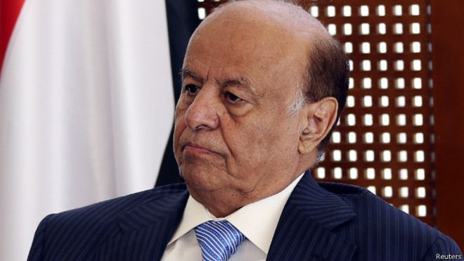 «هادي» يعيد الضباط المفصولين في عهد «صالح» للخدمة ويجند 20 ألفا من الجنوبيين
