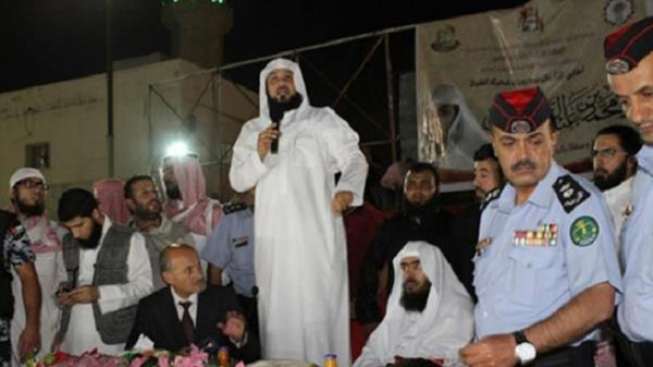 زيارة «العريفي» للأردن وتوفير السلطات الحماية له تثير جدلا واسعا