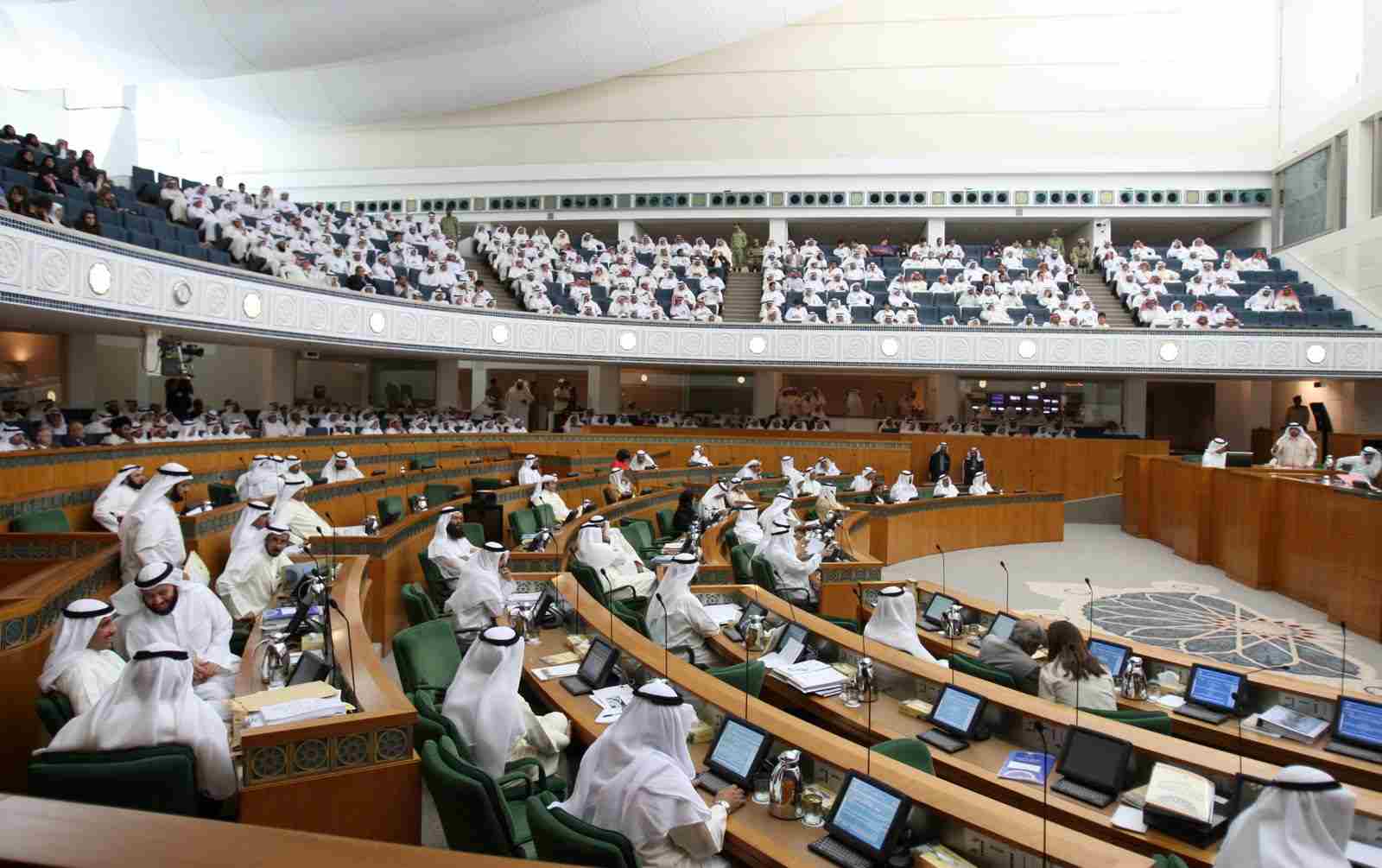 اللجنة المالية بالبرلمان الكويتي ترفض مقترح «صندوق النقد» برفع الدعم