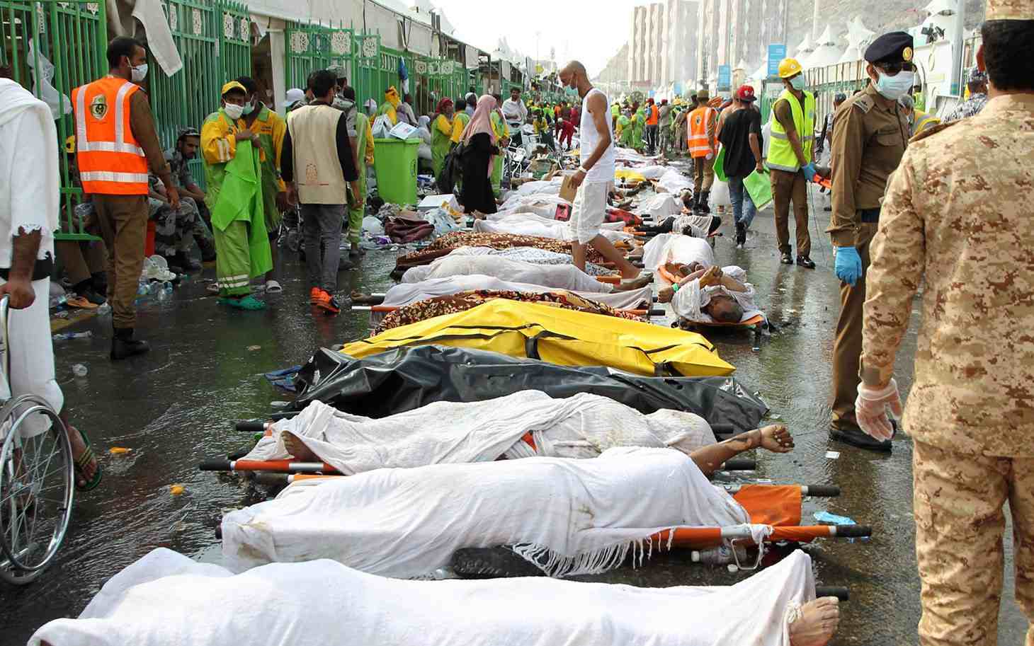 طهران: ضحايا حادث منى لن يدفنوا بمكة ويجب تحديد مصير المفقودين