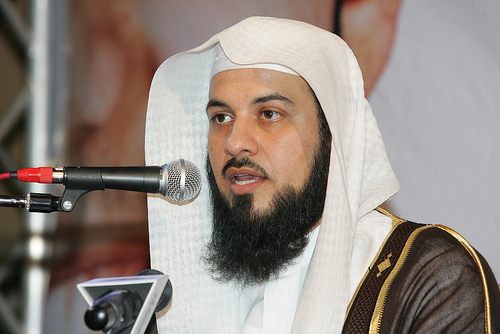 العريفي ينفي اتهامات بريطانيا بتجنيد شبابها للقتال مع داعش